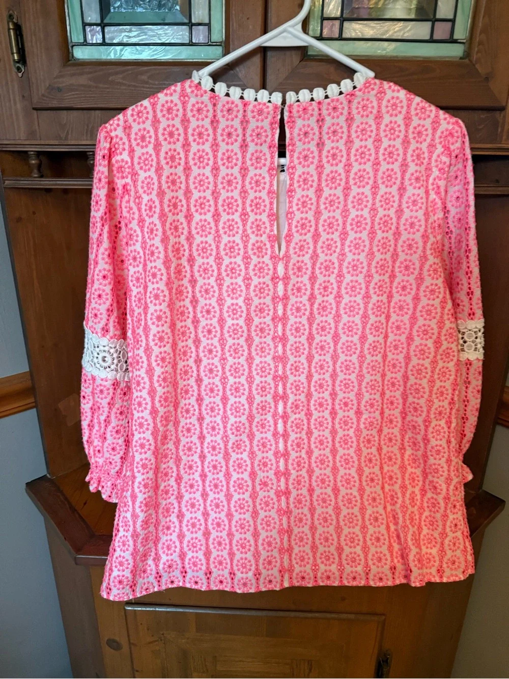 Lilly Pulitzer Jourdana Eyelet Top color pattern Lilly's Coral Starburst 10 - Picture 2 of 11